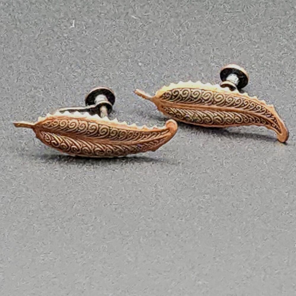 Brass Leaf Earrings Screw-Back Copper Tone Rare Collectible Signed KIM VTG